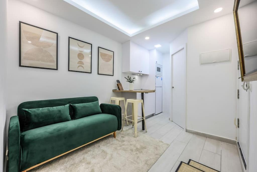 Luxe Apartment In Tetuan Madrid Bagian luar foto
