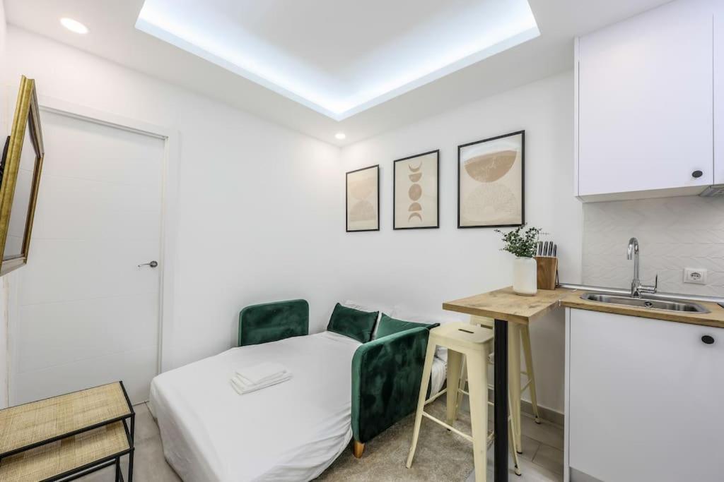 Luxe Apartment In Tetuan Madrid Bagian luar foto