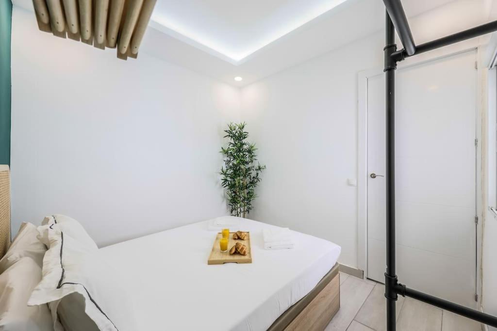 Luxe Apartment In Tetuan Madrid Bagian luar foto