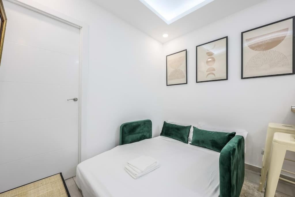Luxe Apartment In Tetuan Madrid Bagian luar foto