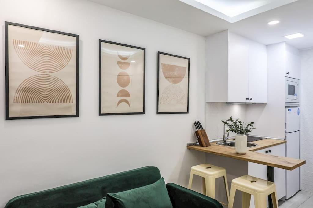 Luxe Apartment In Tetuan Madrid Bagian luar foto